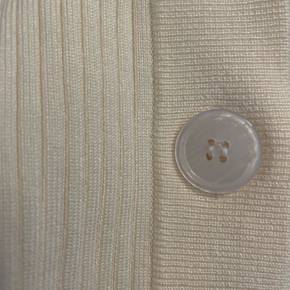 Never worn Brunette The Label Best Friend Cardigan-S/M in Cream - Picture 3 of 3